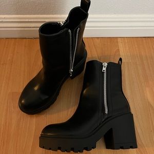 Urban Outfitters Zip Up Boot